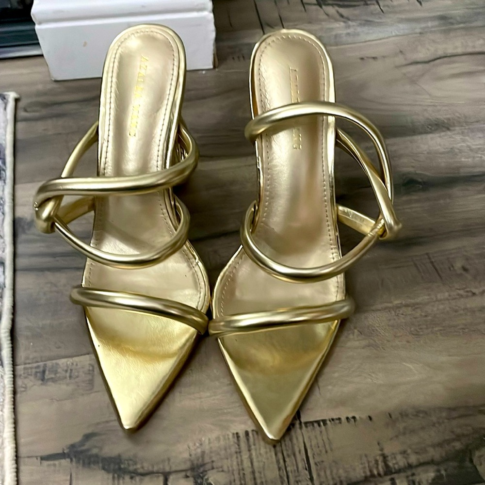 Brand New Gold Azalea Wang Heels ☺️😍